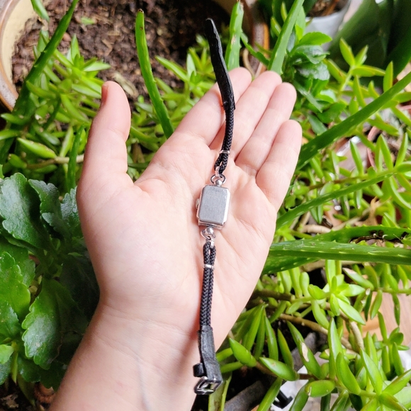 Vintage Swiss Rodana Antimagnetic Classic Dainty Leather Watch - Picture 11 of 12